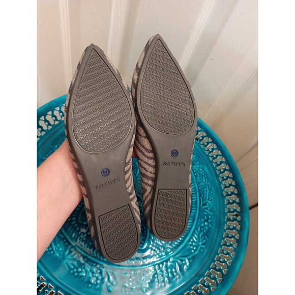 Women's Rothys's Gray Zebra Print Retired Slip On Career Flats Size 8 - Picture 10 of 10